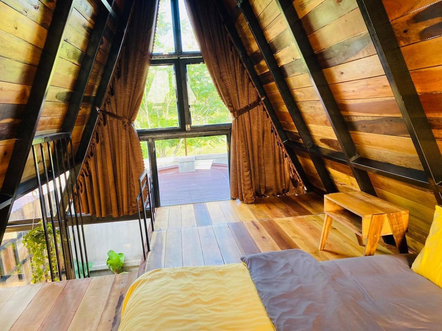 Tien Son Pleiku Homestay מראה חיצוני תמונה